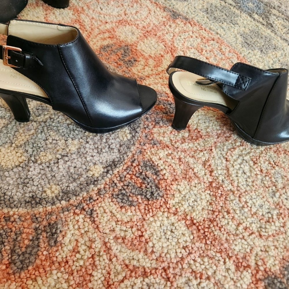 Womens shoes